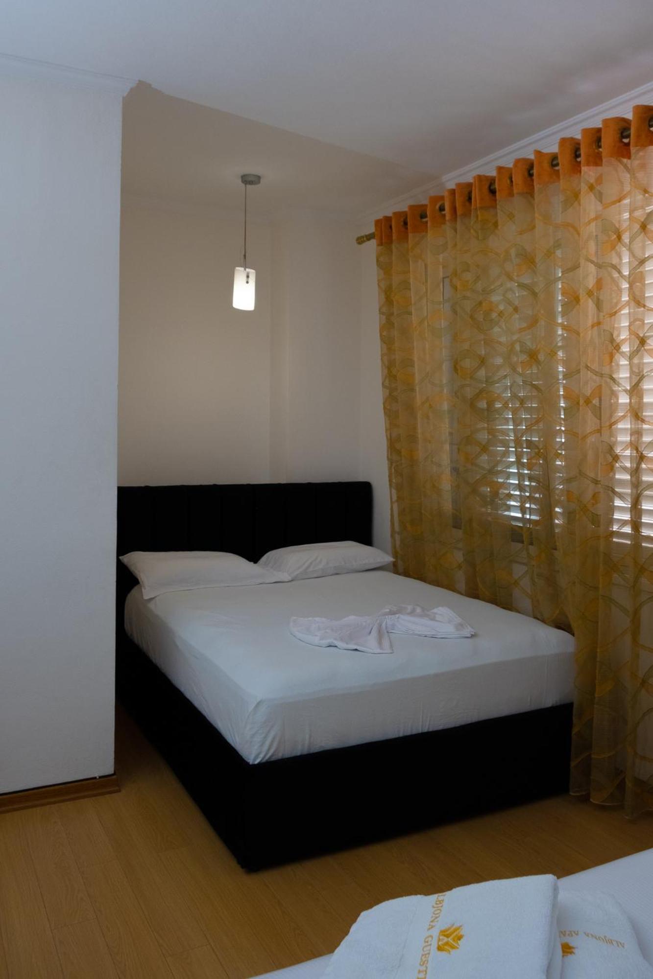 Albjona Guesthouse 티라나 외부 사진