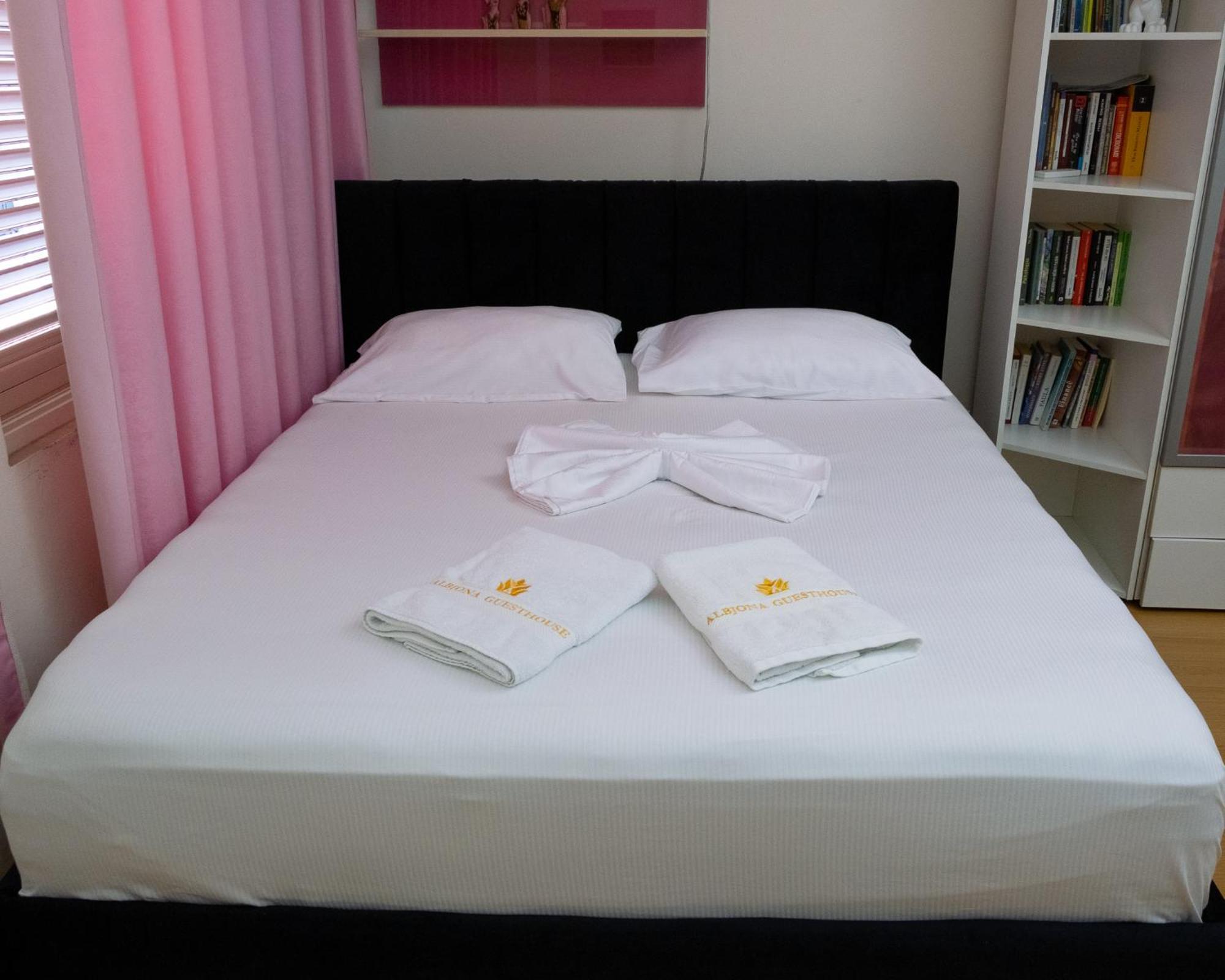 Albjona Guesthouse 티라나 외부 사진