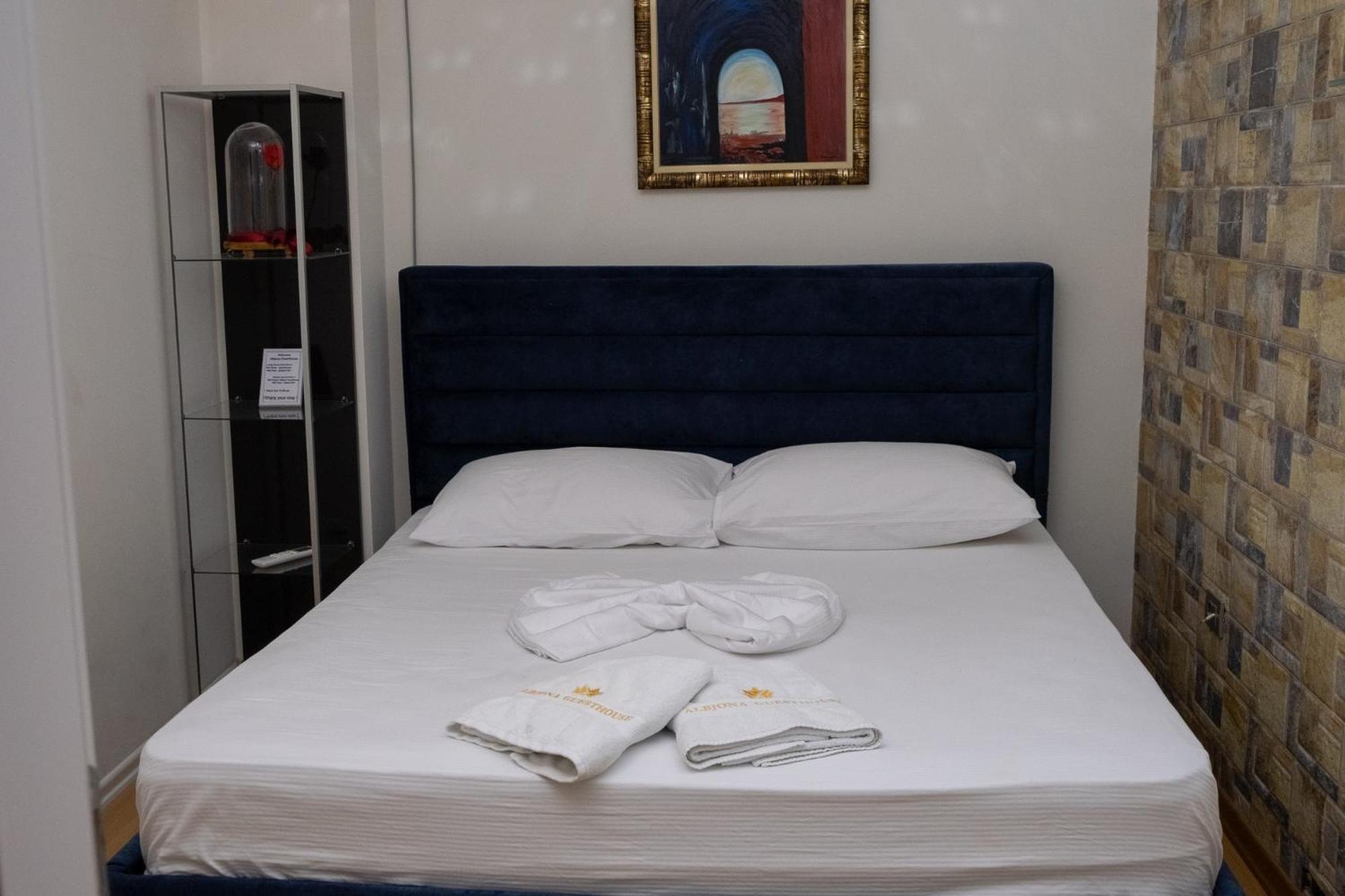 Albjona Guesthouse 티라나 외부 사진
